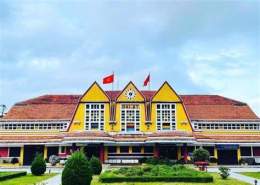 ảnh chụp màn hình giới thiệu về nhà ga đà lạt