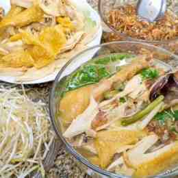 hủ tiếu gà đà lạt