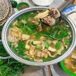 lẩu gà lá é phú yên đà nẵng