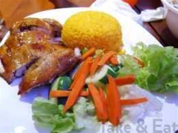 tính năng nổi bật cơm gà da dòn