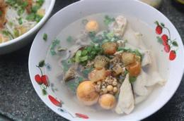 tính năng nổi bật hủ tiếu gà da giòn