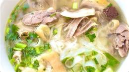 tính năng nổi bật nấu bánh đa gà